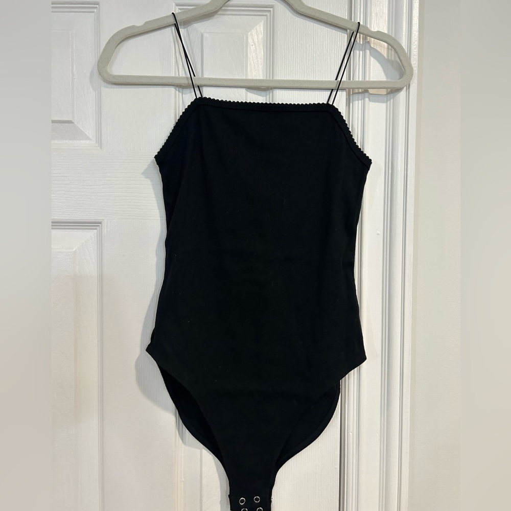 Spaghetti strap ribbed black body suit size small